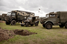Bedford QLB, Jeep and a Morris